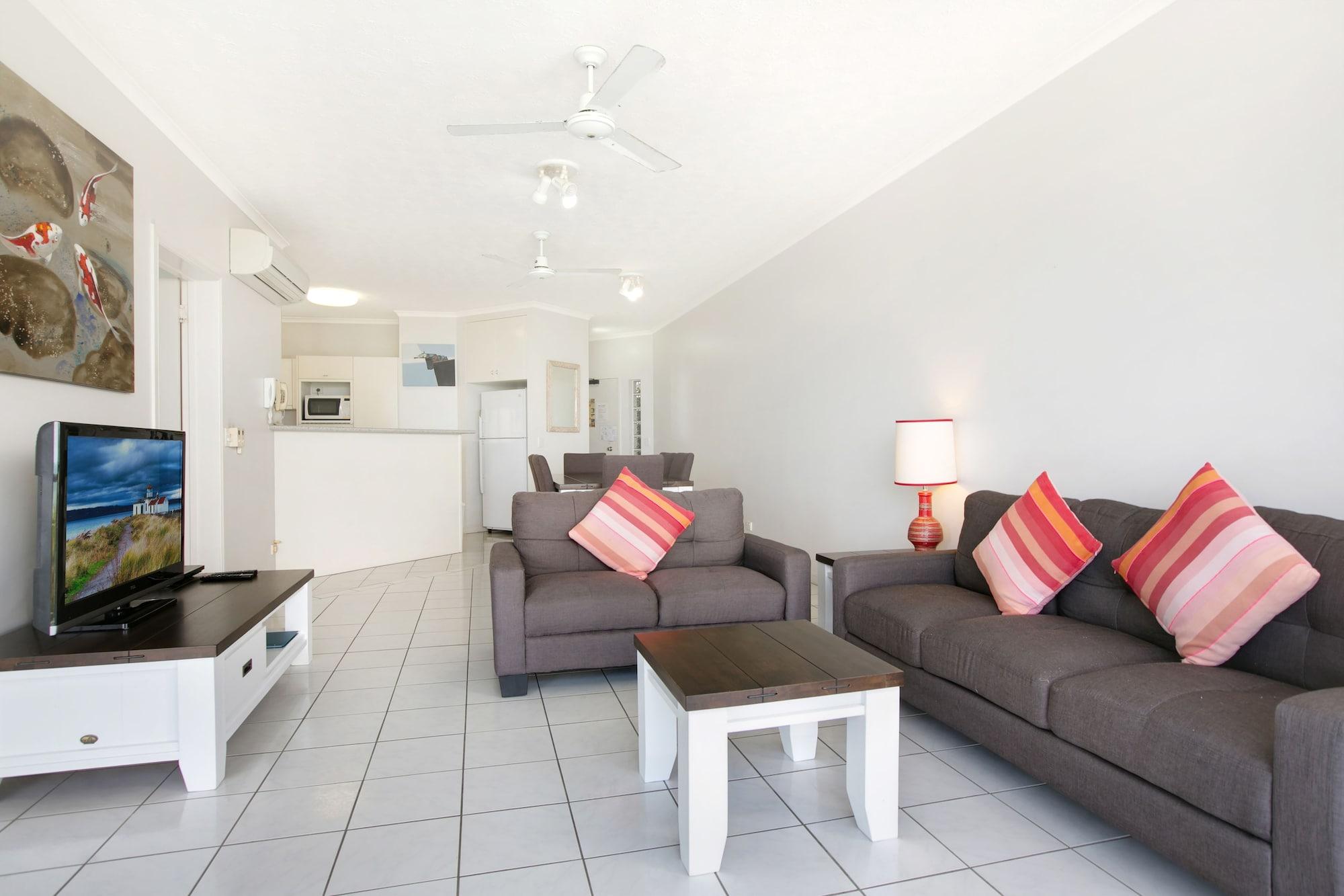 On The Beach Apartments Тринити Бич Экстерьер фото